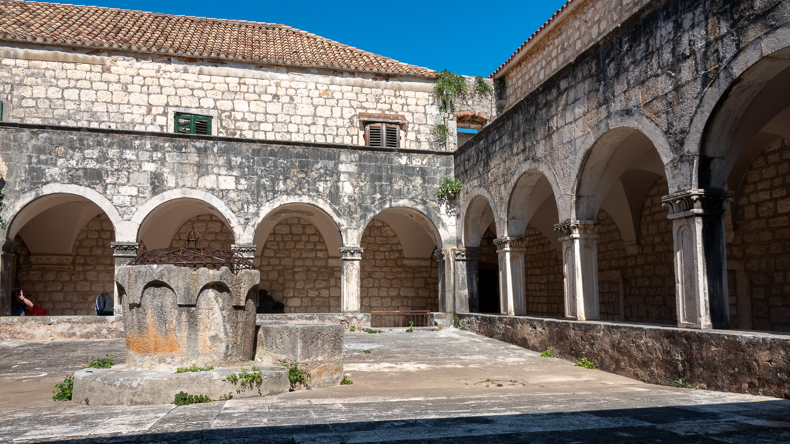 Cloître du monastère des franciscains