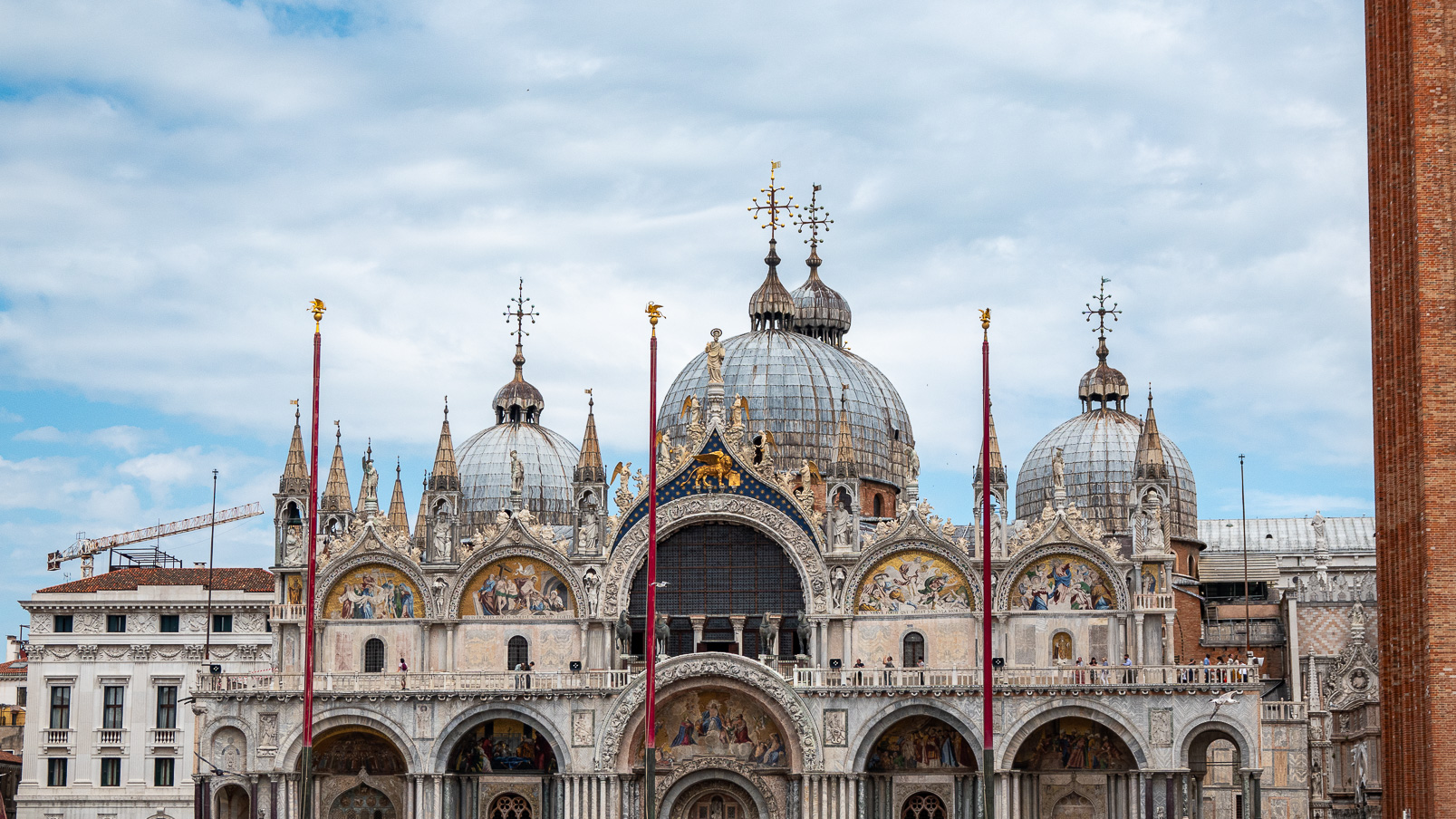 Façade de la Basilique San Marco.