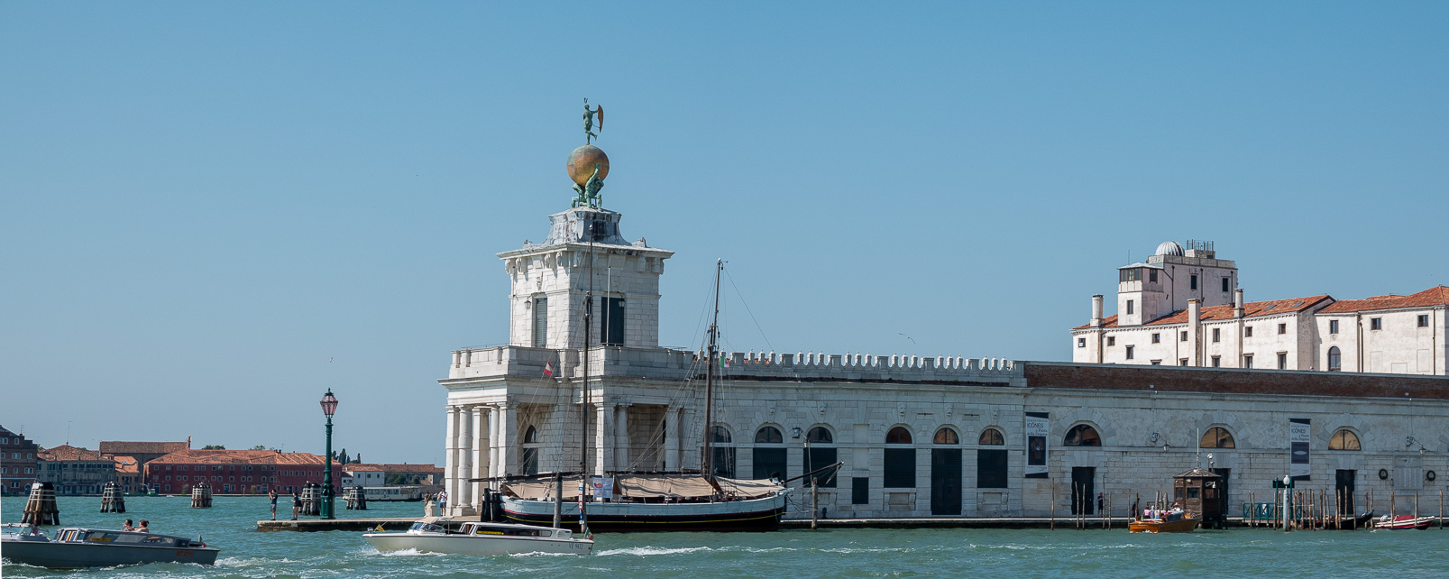 Punta della Dogana : Fondation Pinault, 
l'occasion d'une visite de l'expo sur le thème des "Icones"